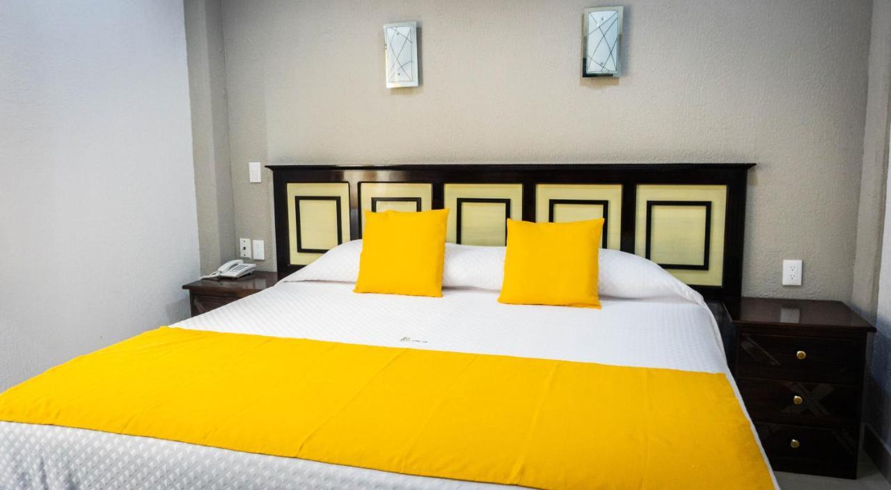 Hotel De La Pena Inn Santo Domingo Tehuantepec Luaran gambar